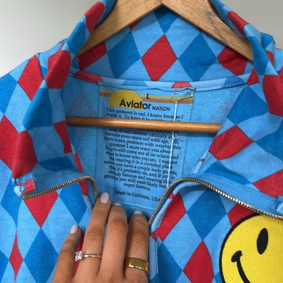 Aviator Nation RARE  sweatshirt smiley large - Picture 3 of 5